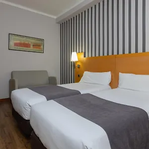 Lyon Otel