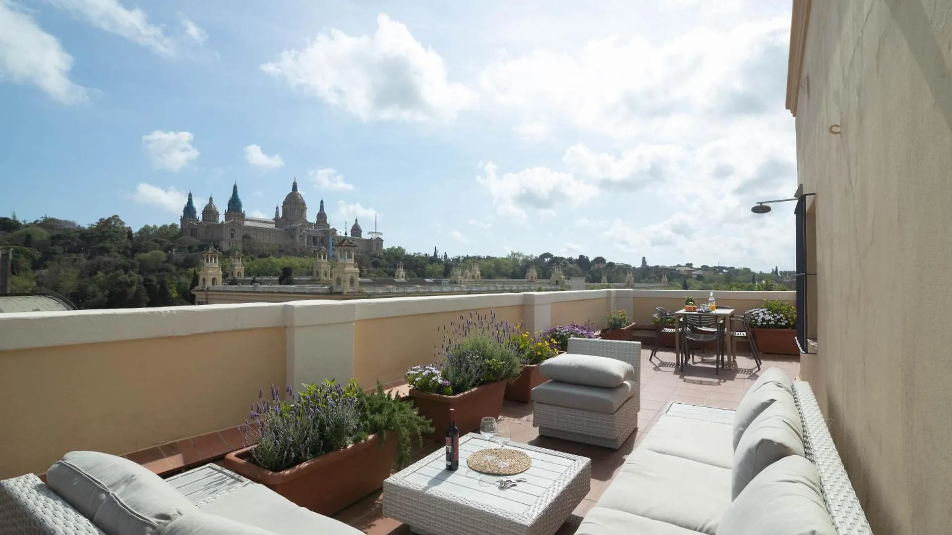 Riu42 - Modern Apartment In The Montjuic Barcelona